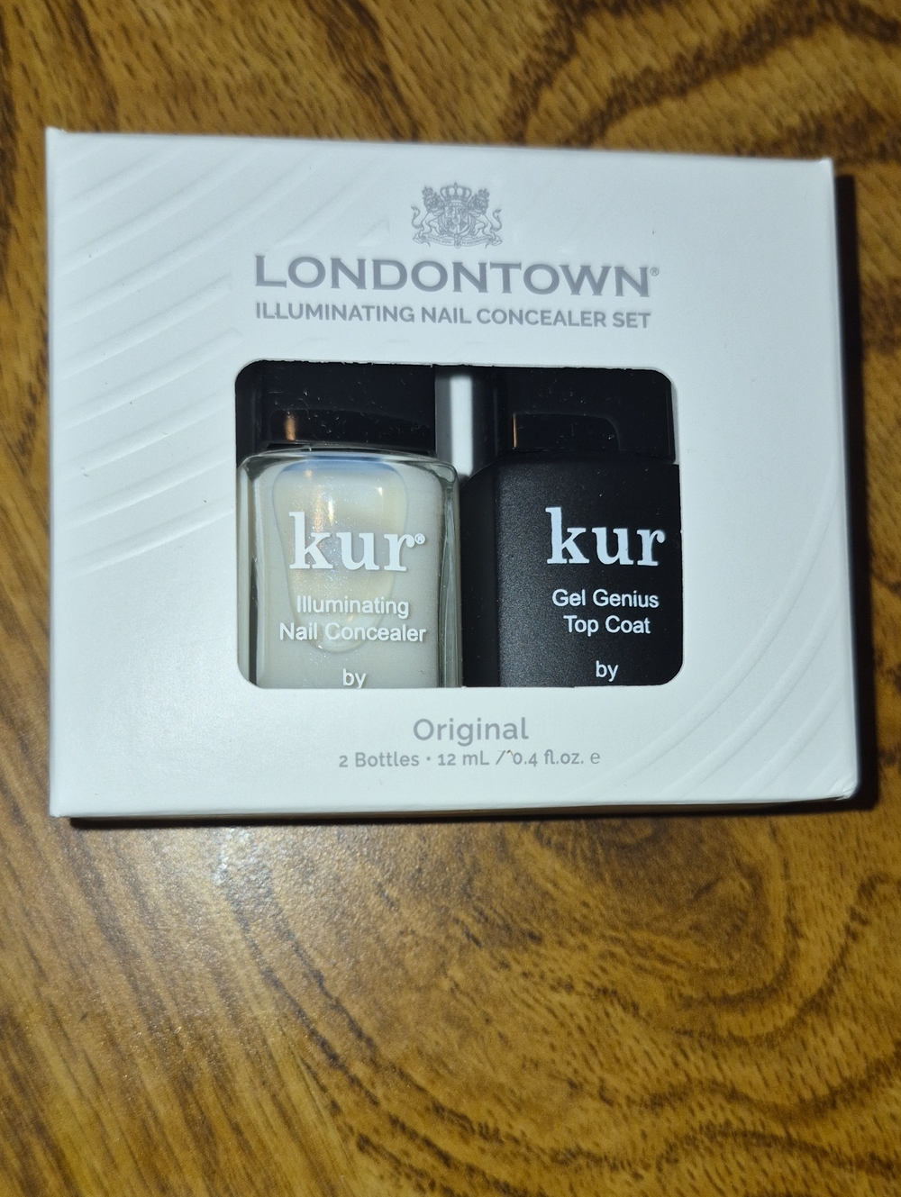 Londontown kur Illuminating Nail Concealer Set — Original (White & Black)